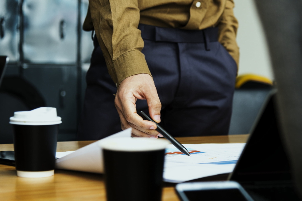 Одним из источников финансирования строительства является выпуск акций