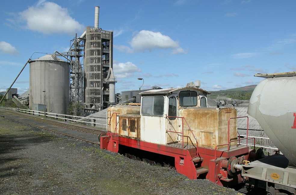 Спектр услуг нашей компании в области инвестиционного инжиниринга и управления проектами распространяется и на эксплуатацию предприятий по производству цемента Спектр услуг нашей компании в области инвестиционного инжиниринга и управления проектами распространяется и на эксплуатацию предприятий по производству цемента