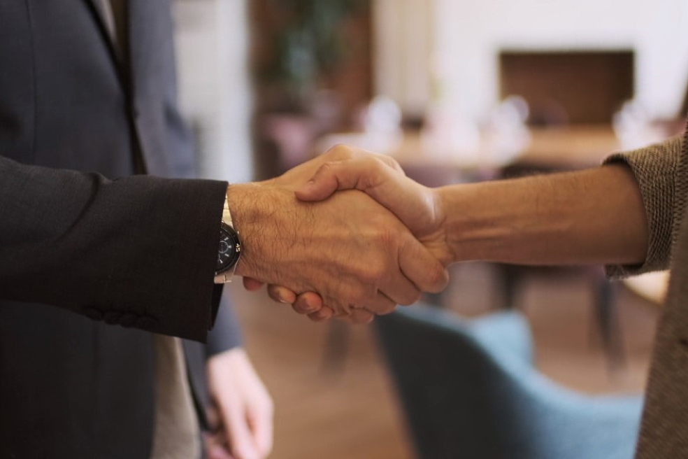 Долгосрочные кредиты сроком на 15-20 лет и более для реализации капиталоемких проектов в России и за рубежом Долгосрочные кредиты сроком на 15-20 лет и более для реализации капиталоемких проектов в России и за рубежом