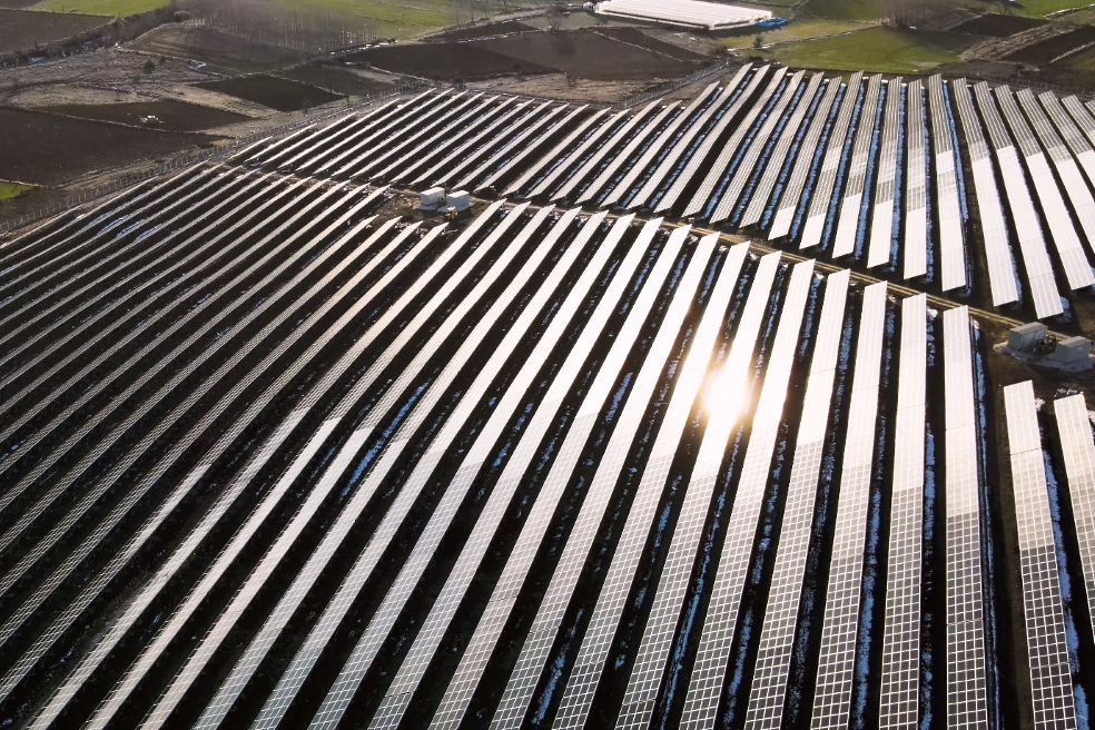 Финансовая команда ESFC Investment Group накопила значительный опыт предоставления услуг проектного финансирования строительства солнечных электростанций и ветряных ферм по всему миру Финансовая команда ESFC Investment Group накопила значительный опыт предоставления услуг проектного финансирования строительства солнечных электростанций и ветряных ферм по всему миру