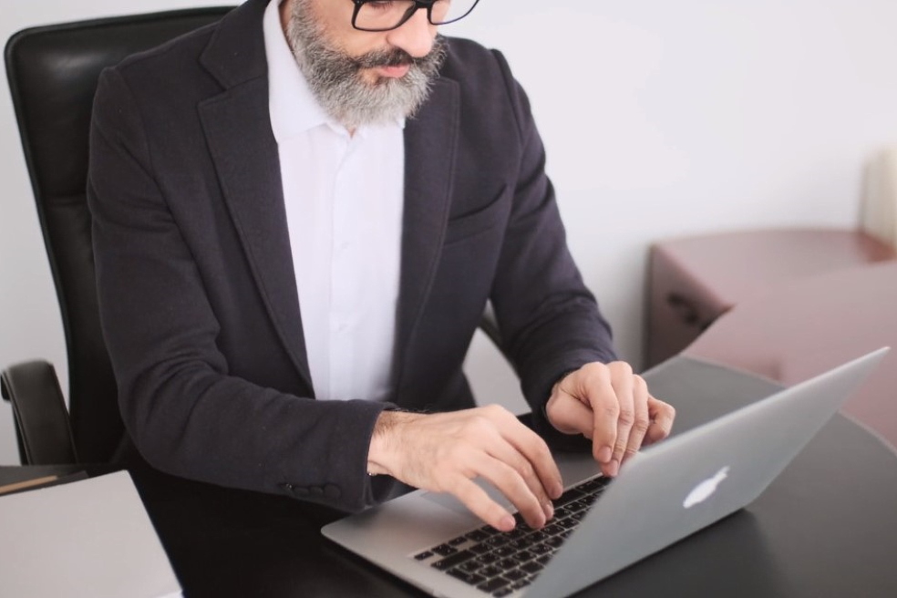 Выбор оптимальной инвестиционной модели для вашего бизнеса Выбор оптимальной инвестиционной модели для вашего бизнеса