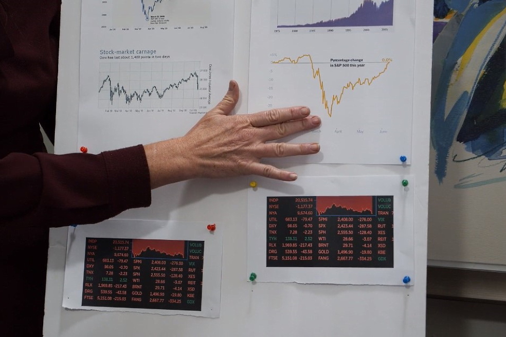 This business refinancing tool can only be used by companies that meet high qualifications and have suitable pools of receivables This business refinancing tool can only be used by companies that meet high qualifications and have suitable pools of receivables