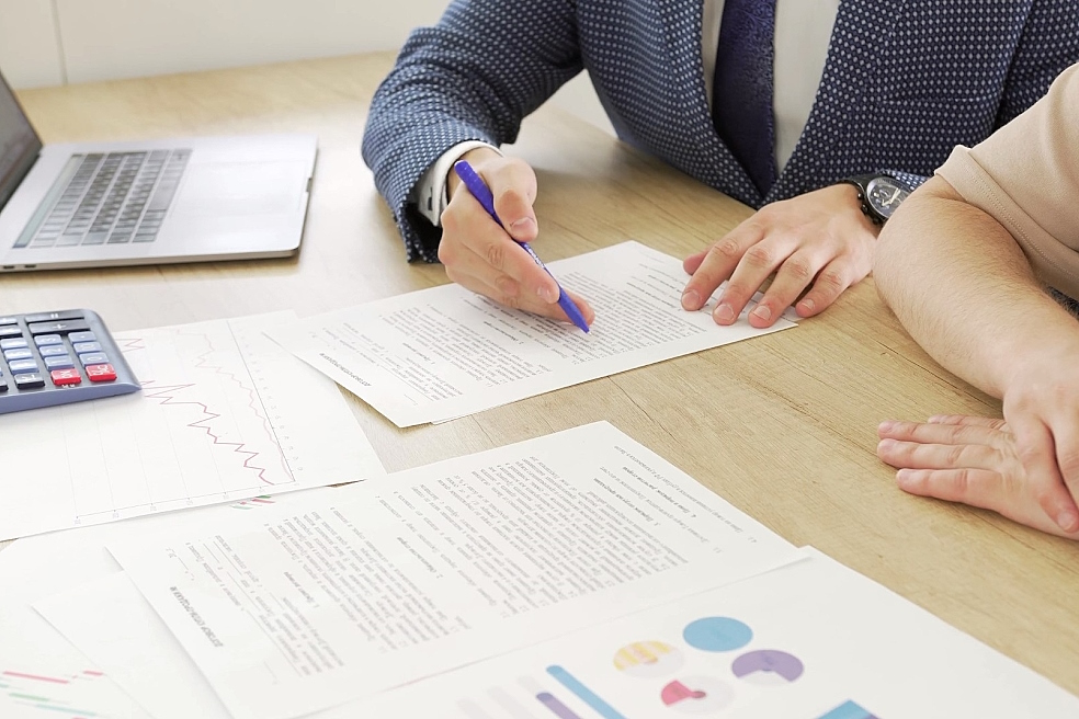 Loan Structuring & Documentation