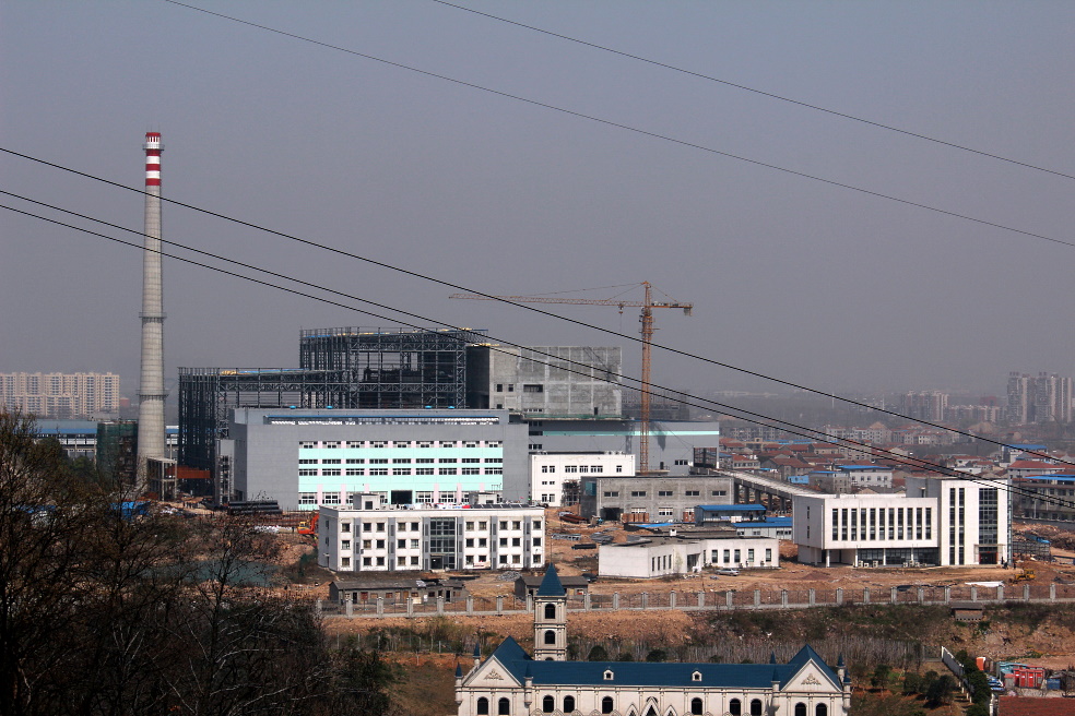 Materials with high calorific value, such as paper, cardboard, wood and plastic, are separated from the waste stream and used to produce fuel Materials with high calorific value, such as paper, cardboard, wood and plastic, are separated from the waste stream and used to produce fuel